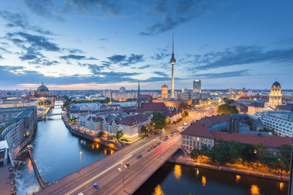 33 O, 4 And Whirlpool Apartment Berlin